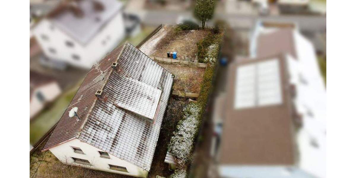 Einfamilienhaus Burkardroth Wollbach - 7 Zimmer, 140 m&sup2;, 99.000&euro; | Angebot:24276950