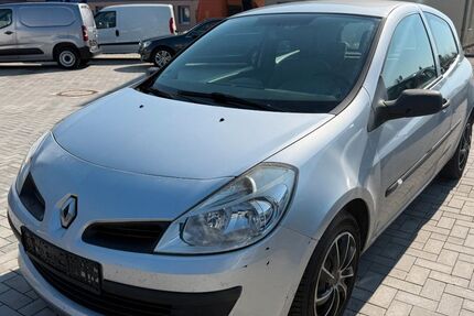 Renault Clio 161.700 km 950 &euro; Bad Langensalza 99947