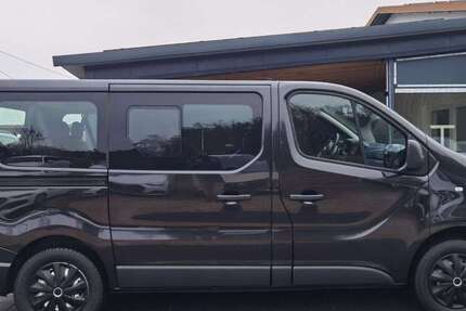 Opel Vivaro 150.314 km 16.480 &euro; Welden 86465
