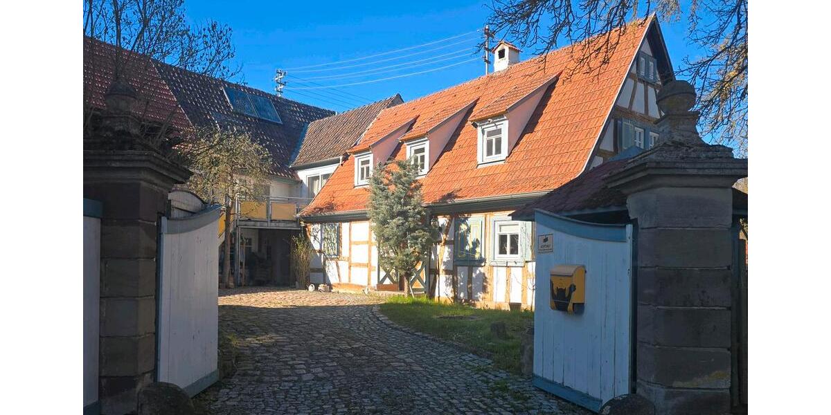 Einfamilienhaus Münnerstadt - 6 Zimmer, 200 m&sup2;, 399.000&euro; | Angebot:26815879