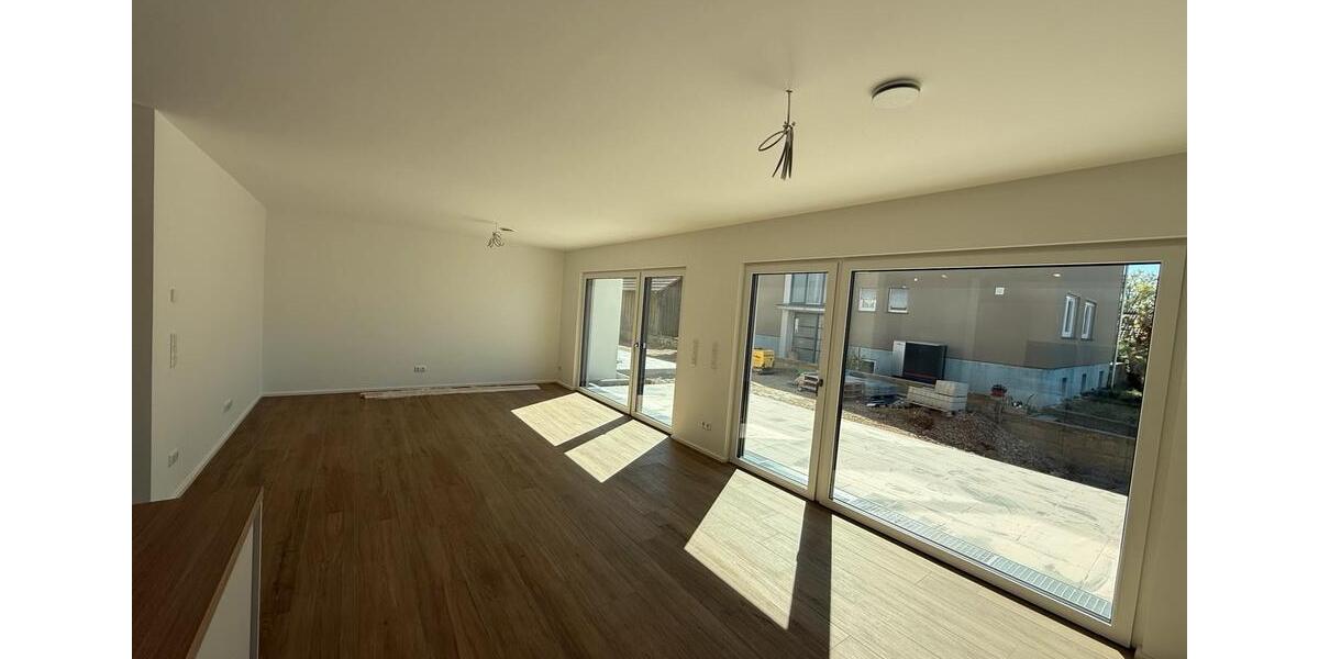 Doppelhaushälfte Fulda - 5 Zimmer, 145 m&sup2;, 2.190&euro; | Angebot:26336522