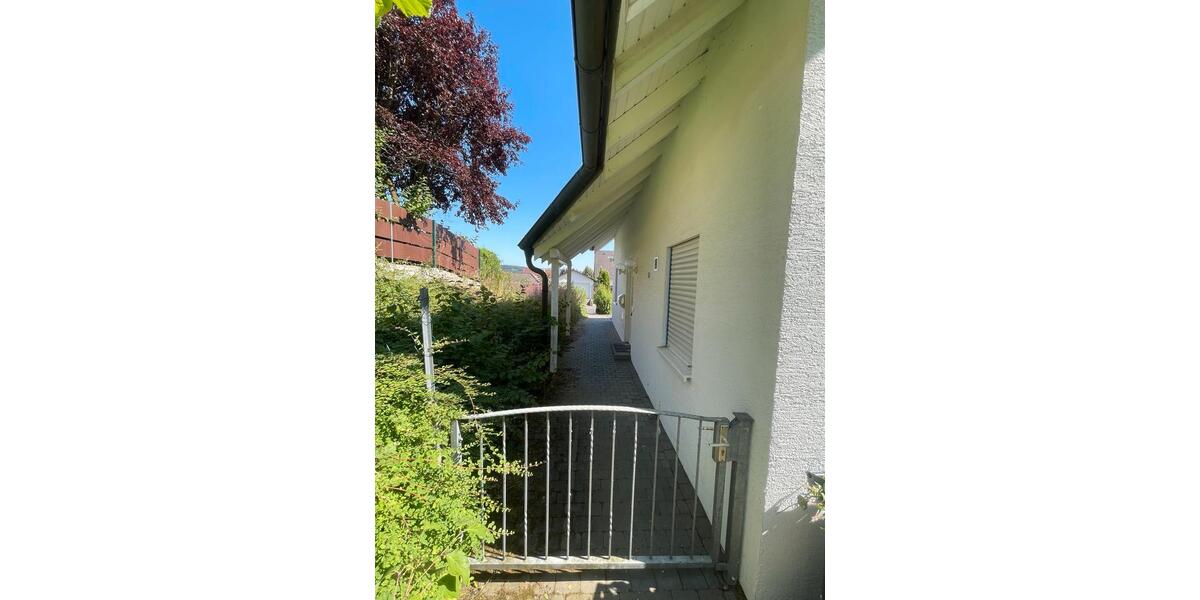 Einfamilienhaus Frielendorf - 6 Zimmer, 120 m&sup2;, 375.000&euro; | Angebot:27123271