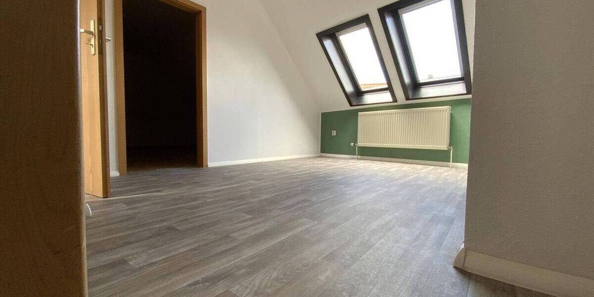 Einfamilienhaus Buttstädt - 4 Zimmer, 264 m&sup2;, 275.000&euro; | Angebot:25815816