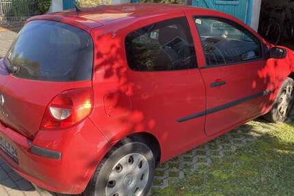 Renault Clio 320.000 km 1.000 € Brück 14822