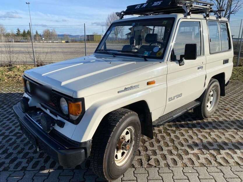 Toyota Land Cruiser 122.000 km 29.995 € Perlesreut 94157