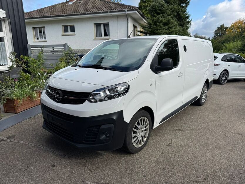 Opel Vivaro 104.000 km 14.990 € Aglasterhausen 74858