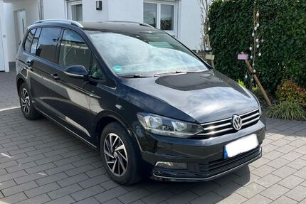VW Touran 135.500 km 19.999 &euro; Oppenweiler 71570