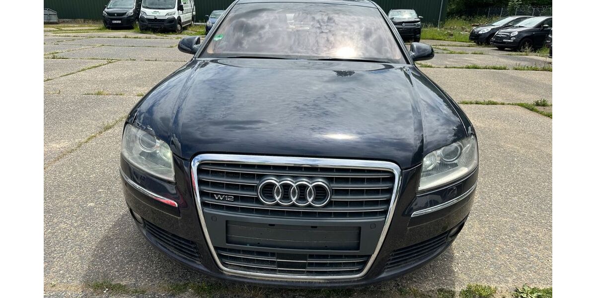 Audi A8 168.000 km 12.950 &euro; Düren 52351