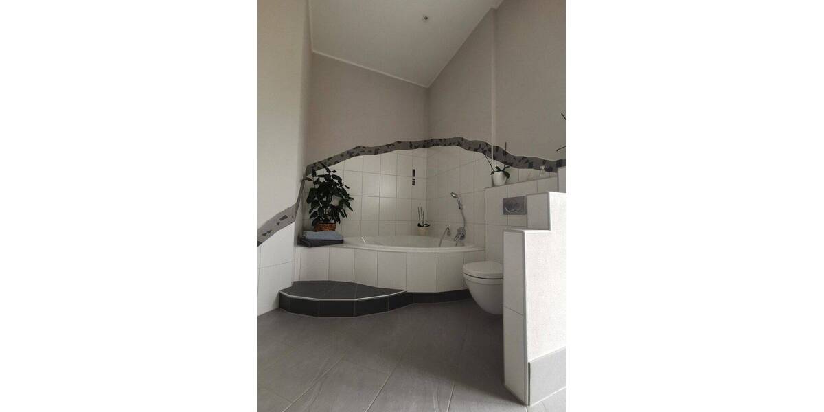 Einfamilienhaus Gilzem - 7 Zimmer, 240 m&sup2;, 650.000&euro; | Angebot:26903813