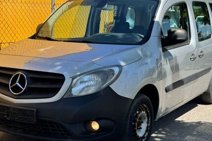 Mercedes-Benz Citan 220.000 km 4.450 &euro; Rosenheim 83026