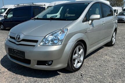 Toyota Corolla Verso 115.000 km 4.950 &euro; Dietzenbach 63128