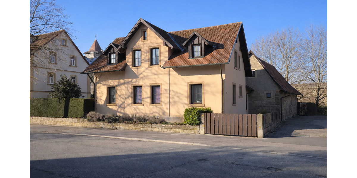 Mehrfamilienhaus, Wohnhaus Rothenburg ob der Tauber Rothenburg - 6 Zimmer, 148 m&sup2;, 459.000&euro; | Angebot:25107915