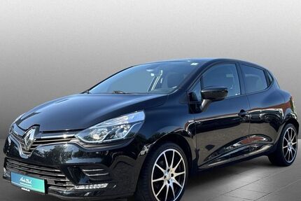 Renault Clio 71.500 km 9.990 &euro; Bad Camberg 65520