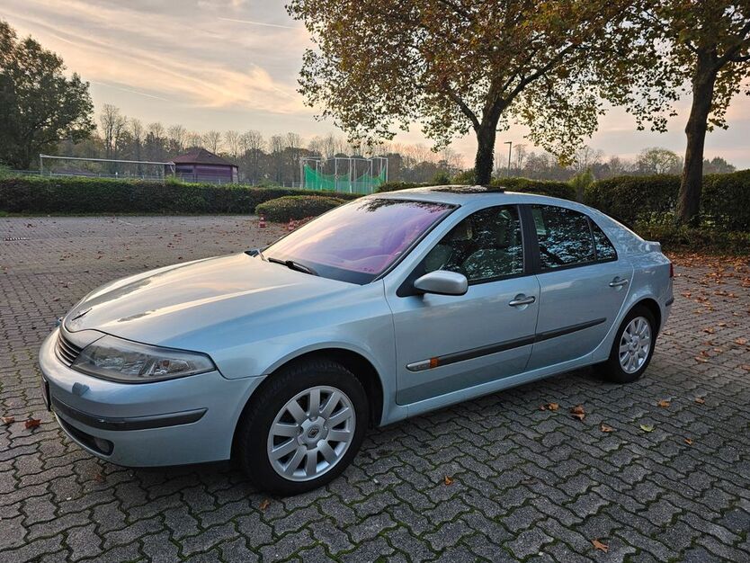 Renault Laguna 160.000 km 2.899 € Speyer 67346