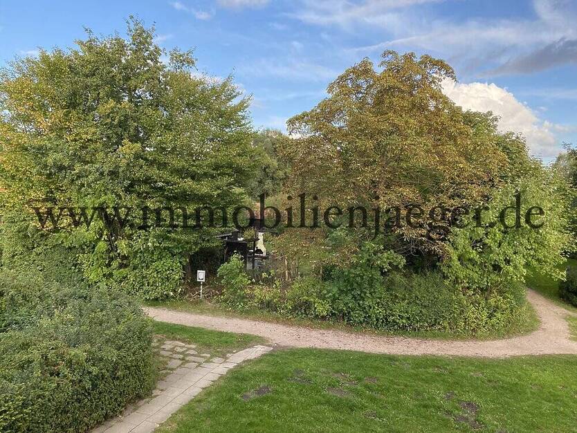 Fußnähe zum RKZ Farmsen - Modernsierte EckWohnung mit Balkon - Gäste-WC - Am Wanderweg Berner Au