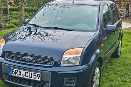 Ford Fusion 73.000 km 4.600 &euro; Stadland 26935