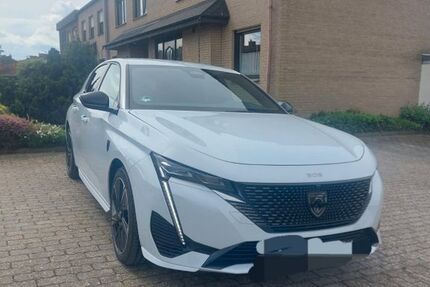 Peugeot 308 4.000 km 26.500 &euro; Köln 50677
