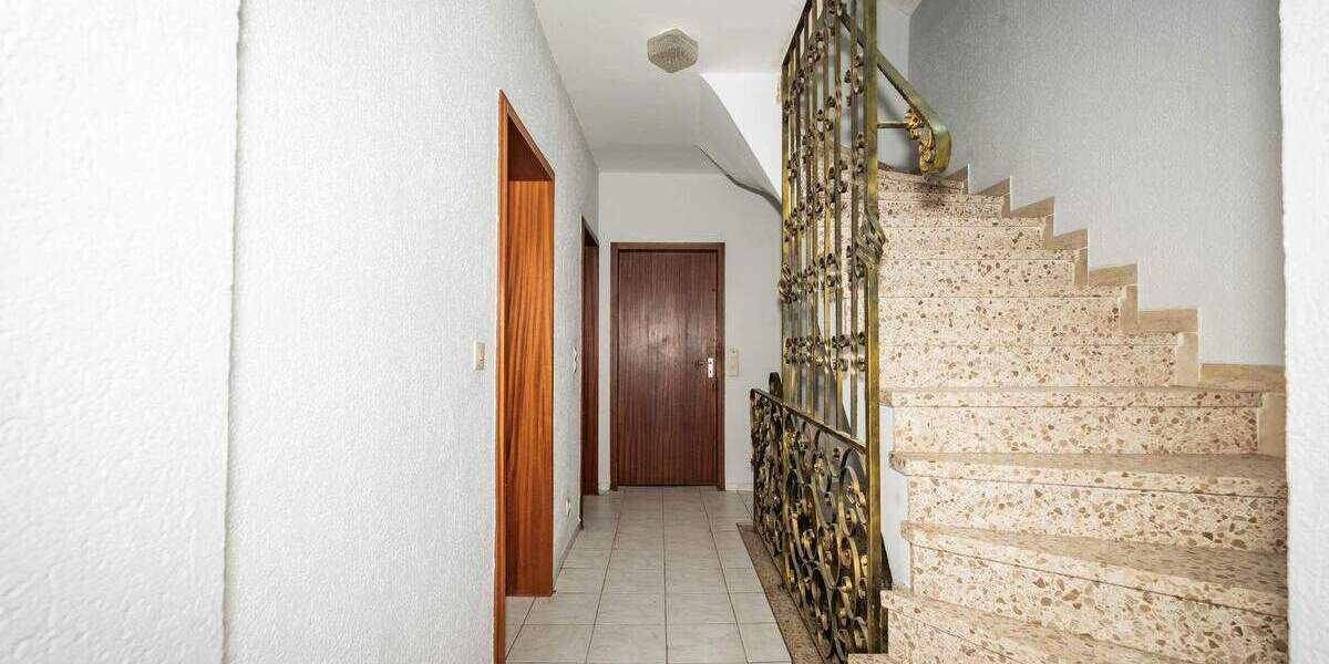 Einfamilienhaus Bad Königshofen Gabolshausen - 4 Zimmer, 103 m&sup2;, 89.000&euro; | Angebot:25744216