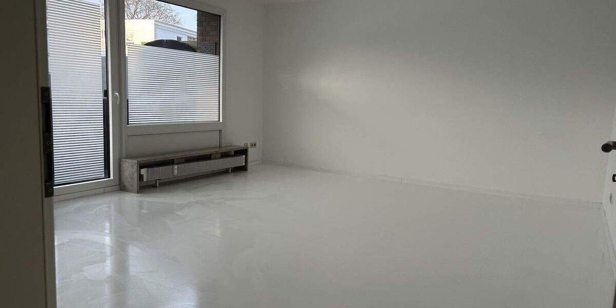 Etagenwohnung Mönchengladbach Stadtmitte - 2 Zimmer, 71 m&sup2;, 899&euro; | Angebot:25067161