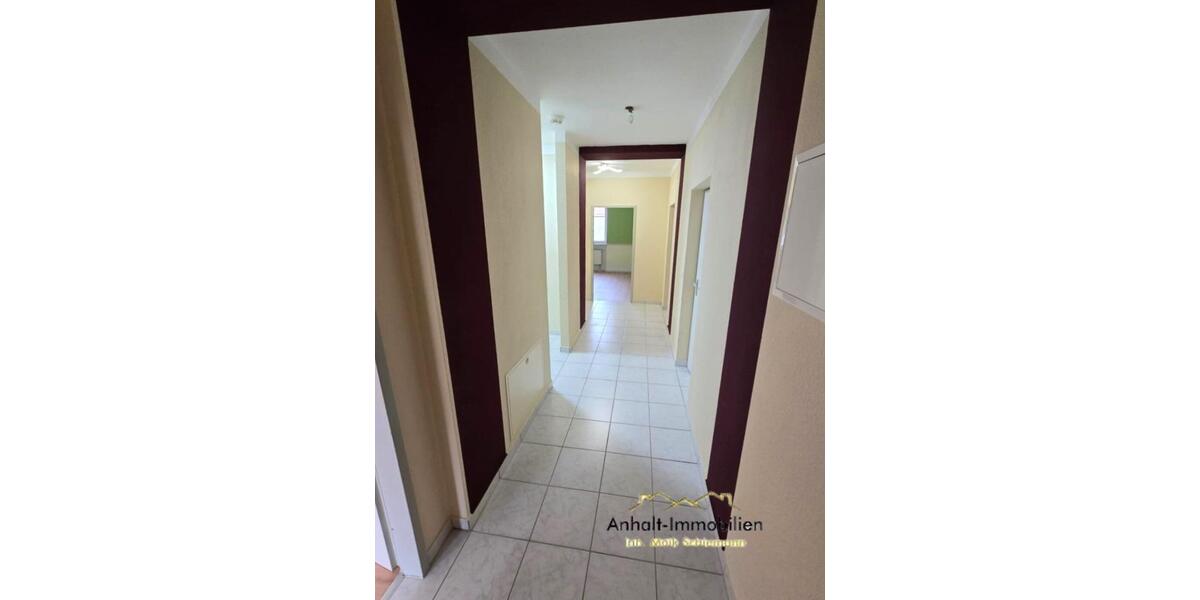 Etagenwohnung Dessau-Roßlau Dessau - 4 Zimmer, 101 m&sup2;, 850&euro; | Angebot:25547017