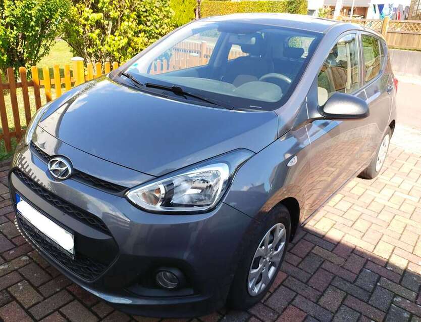 i10