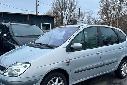 Renault Scenic 59.632 km 3.999 &euro; Frankfurt am Main 60486
