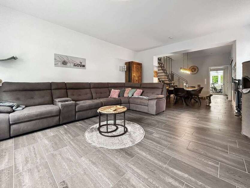 Haus zum Kaufen in Mönchengladbach 399.000 € 162.2 m²