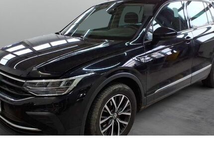 VW Tiguan 75.000 km 24.980 &euro; Würzburg 97076