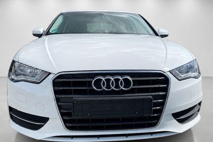 Audi A3 29.999 km 10.900 &euro; Bickenbach 64404