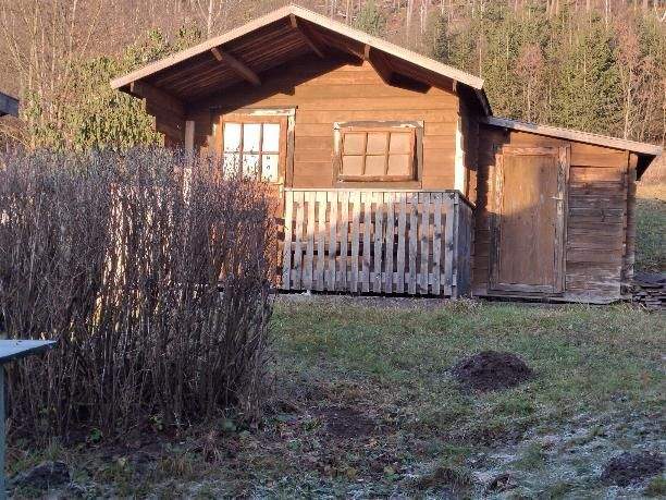 renovierungsbedürftiges, geräumiges Haus in herrlicher Waldrand- und Aussichtslage von Zwiesel 8 zimmer