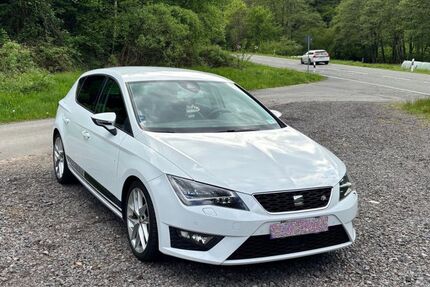 Seat Leon 142.000 km 10.900 &euro; Nievern 56132