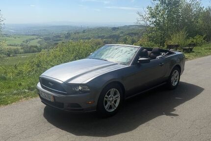 Ford Mustang 160.000 km 11.900 &euro; Schotten 63679