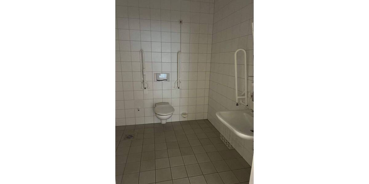 Gewerbeobjekt Riesa Gröba - 1 Zimmer, 425 m&sup2;, 380.000&euro; | Angebot:26852245