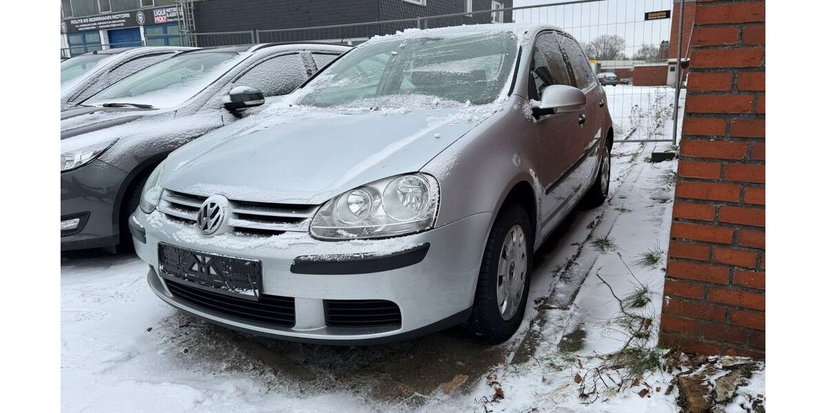 VW Golf 226.000 km 2.480 &euro; Rendsburg 24768