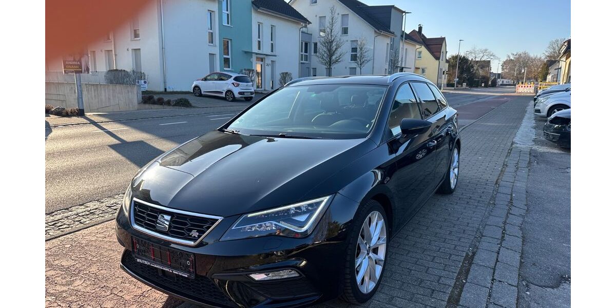 Seat Leon 60.211 km 17.499 &euro; Radolfzell 78315