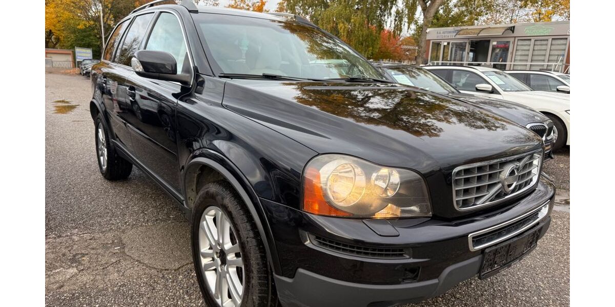Volvo XC90 225.000 km 8.990 &euro; München 81243