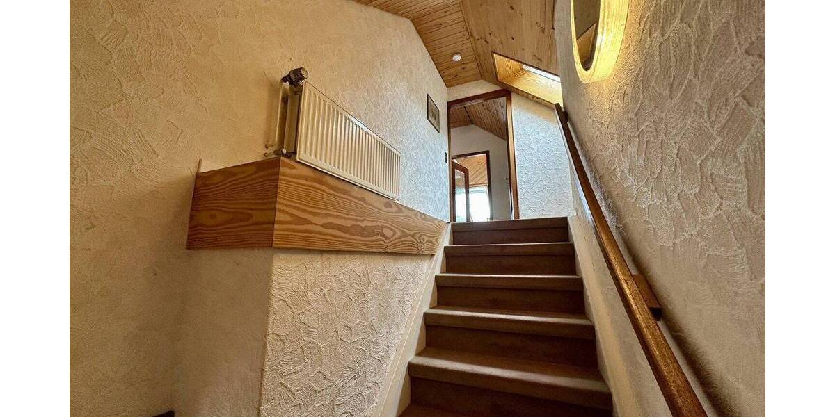 Einfamilienhaus Schwanewede - 7 Zimmer, 207 m&sup2;, 429.000&euro; | Angebot:26897646