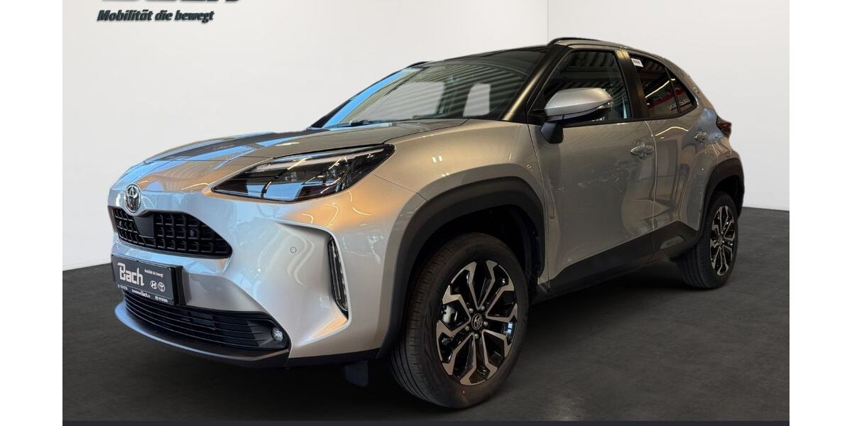 Toyota Yaris Cross 2.500 km 31.220 &euro; Überlingen 88662