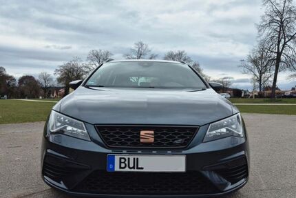 Seat Leon 86.832 km 27.800 &euro; Burglengenfeld 93133