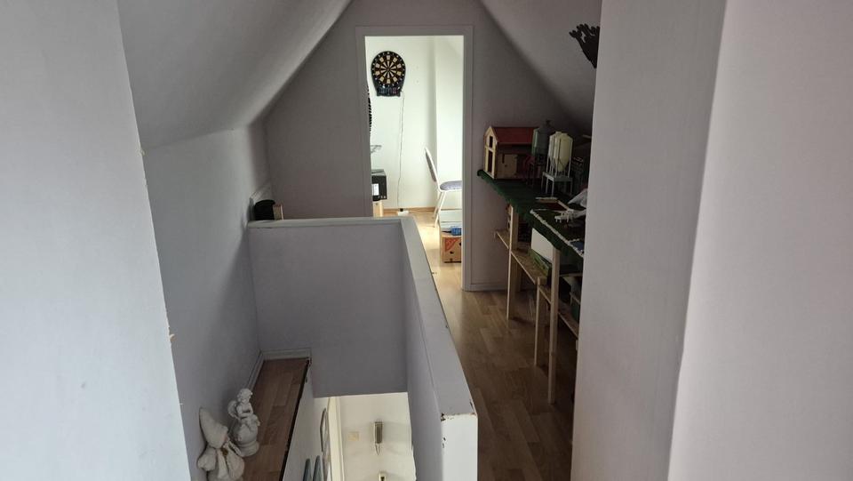 Etagenwohnung Felsberg - 4 Zimmer, 79 m&sup2;, 900&euro; | Angebot:25239514