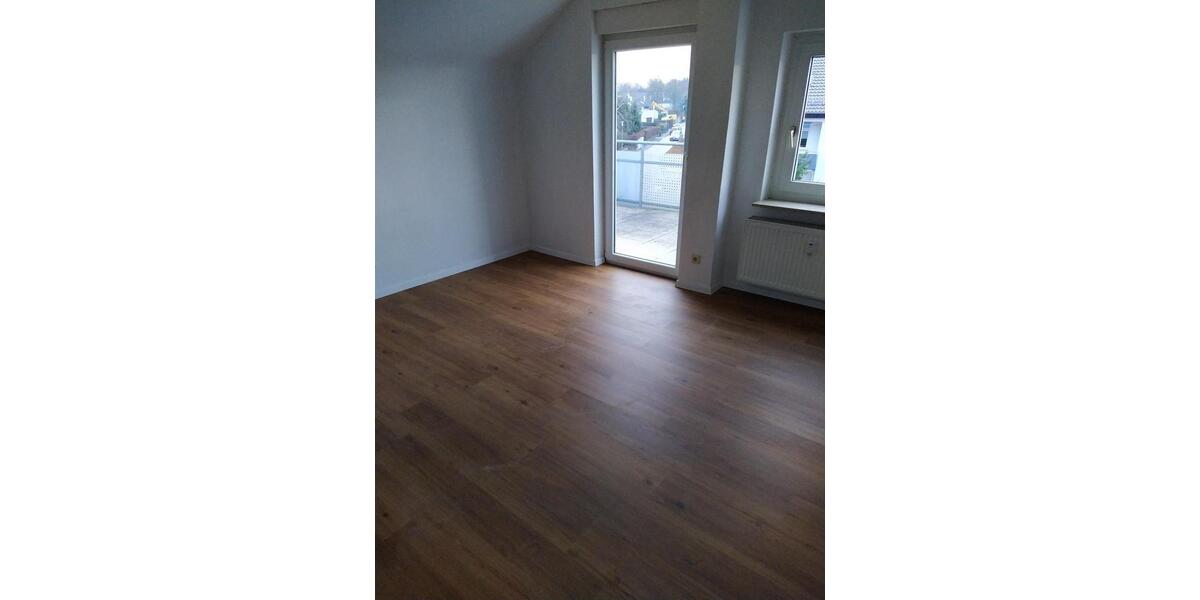 Dachgeschoßwohnung Schwäbisch Gmünd Bargau - 3 Zimmer, 73 m&sup2;, 720&euro; | Angebot:26407649