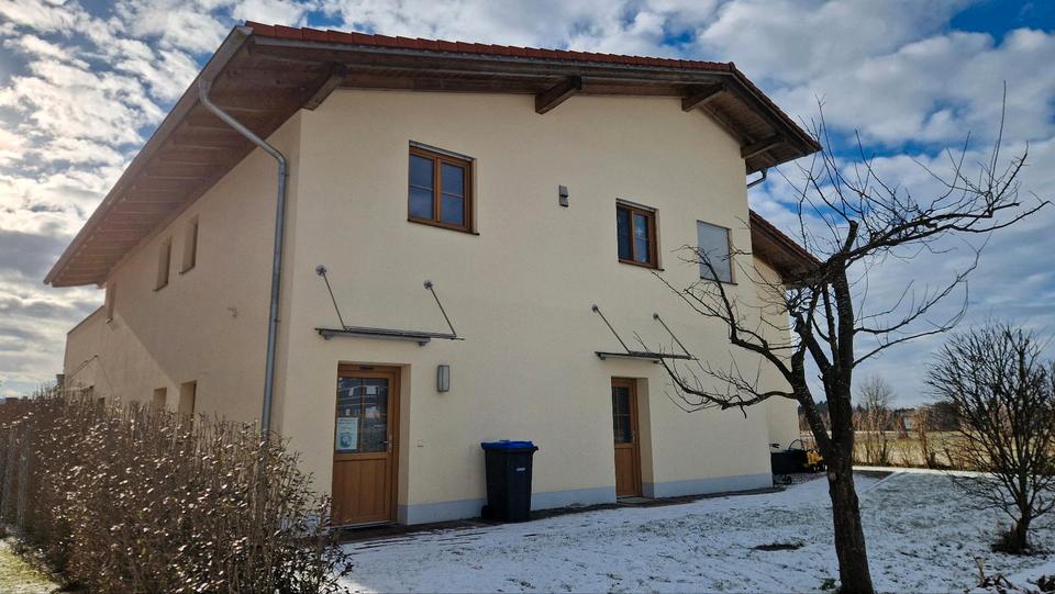 Gewerbehalle 210 m² EG | Tor | Stellplätze | Stephanskirchen zimmer