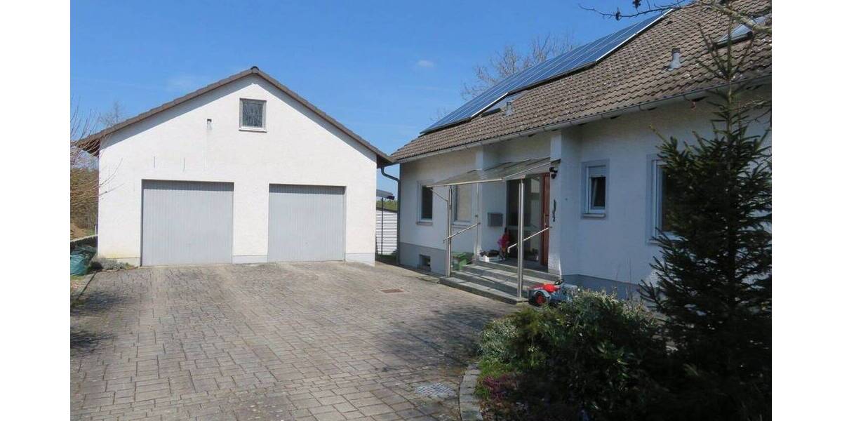 Einfamilienhaus Illschwang Angfeld - 7 Zimmer, 185 m&sup2;, 425.000&euro; | Angebot:26433918