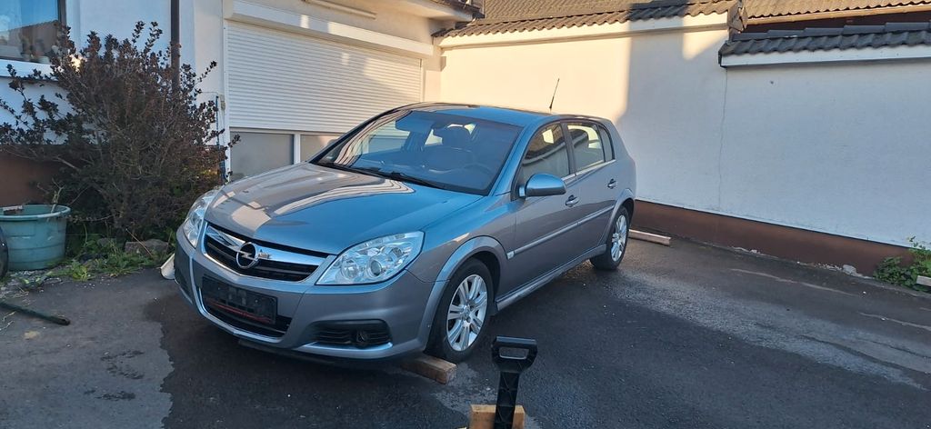 Opel Signum 230.319 km 1.200 &euro; Wiehl 51674