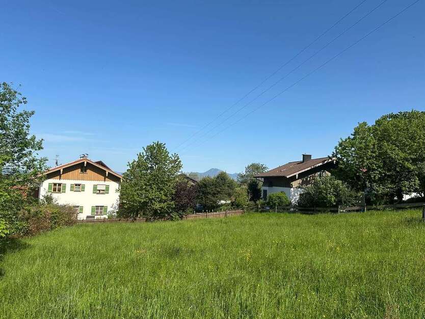 Grundstück zu verkaufen in Anger 395.000 € 897 m²