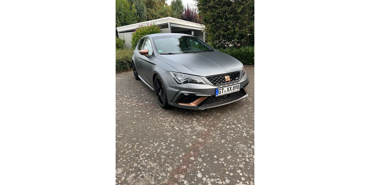 Seat Leon 98.123 km 24.900 &euro; Clarholz 33442