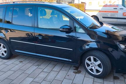 VW Touran 184.000 km 6.400 &euro; Nassenfels 85128