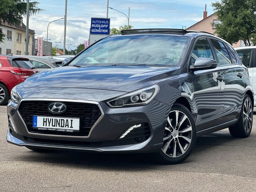 Hyundai i30 88.819 km 18.290 € Speyer 67346