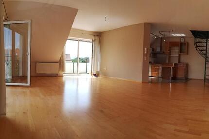 Helle 4-Zimmer Maisonette Wohnung in Haßfurt-Augsfeld ab 1.3.26 4 zimmer