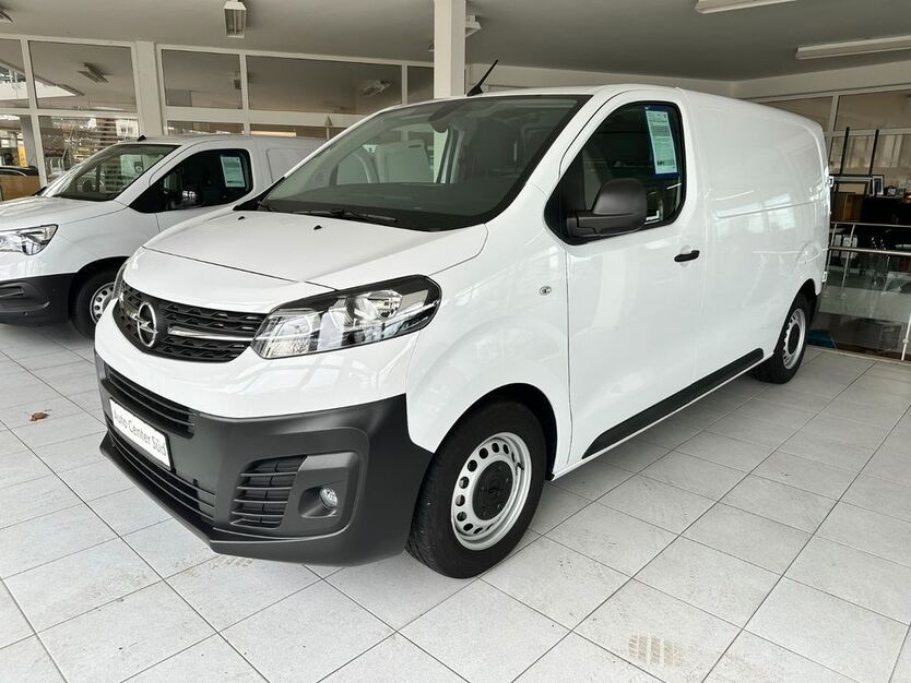 Opel Vivaro 1.029 km 25.100 € Freiburg 79111
